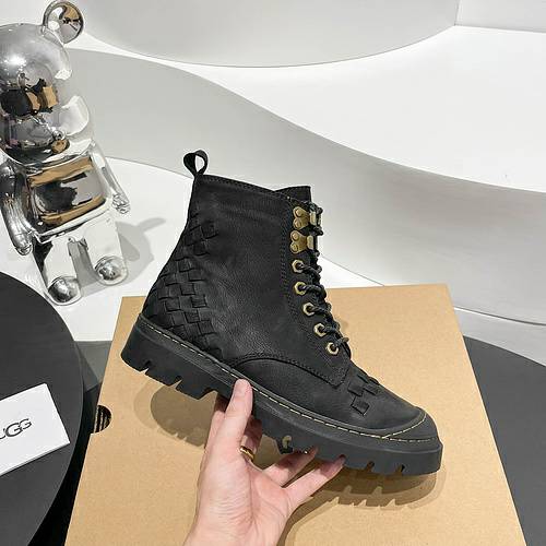 Picture of UGG Shoes Women _SKUfw146520022fw